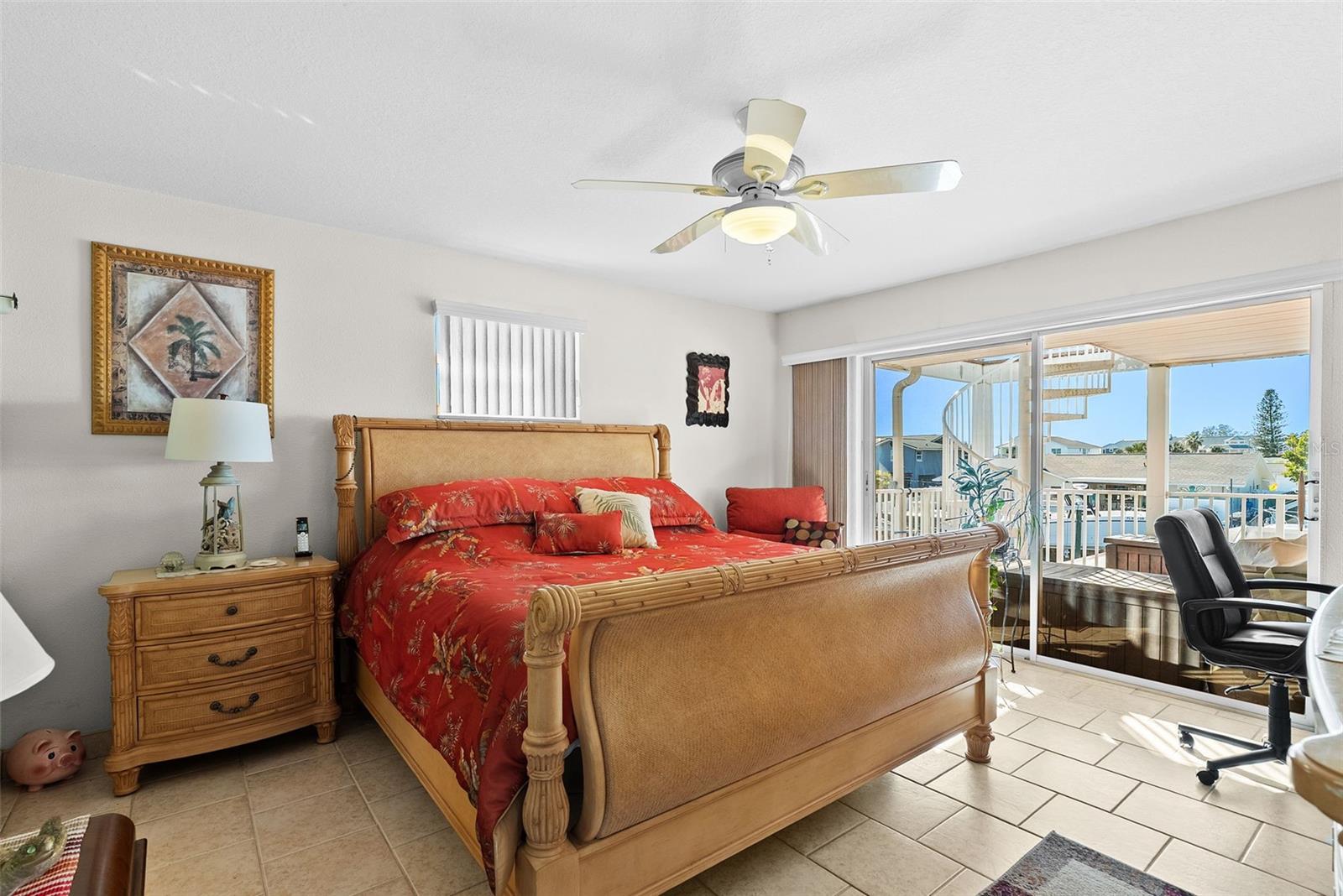 Image 20 of 49 For 13533 Veronica Drive