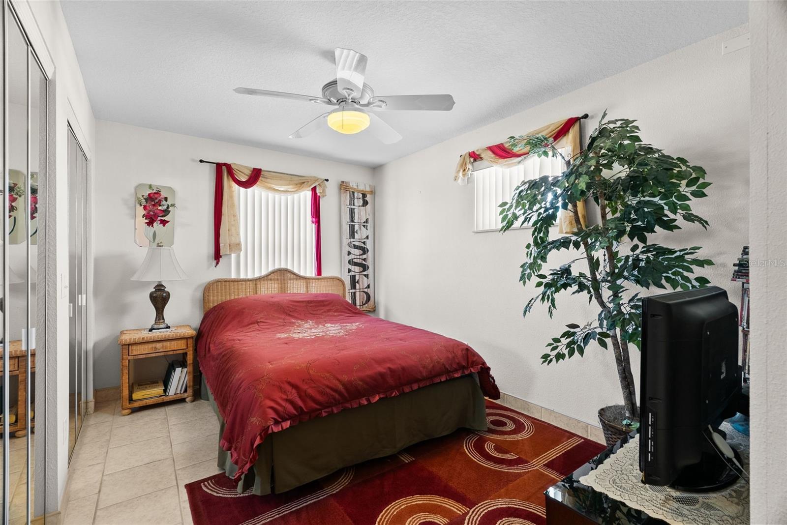 Image 24 of 49 For 13533 Veronica Drive