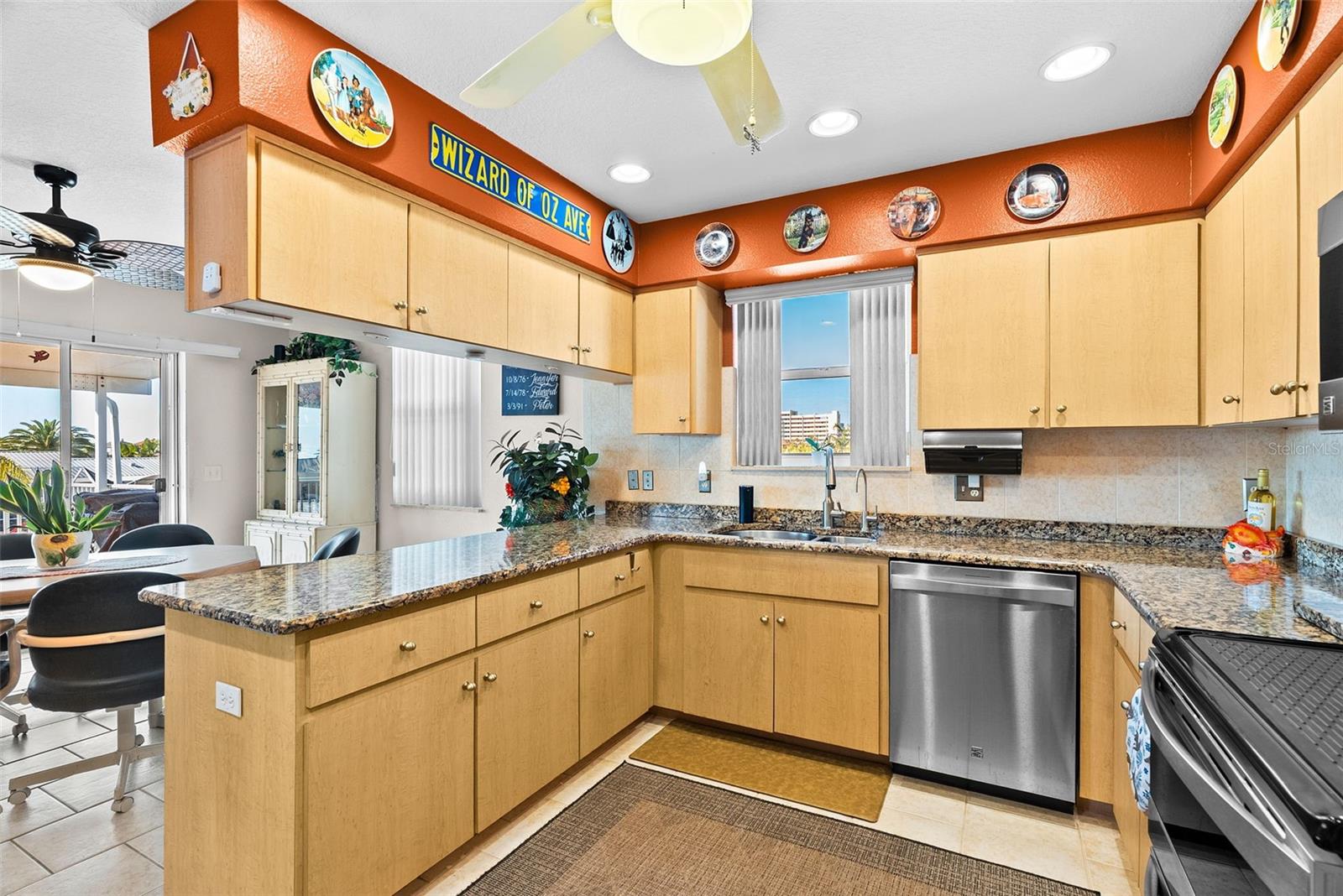 Image 5 of 49 For 13533 Veronica Drive