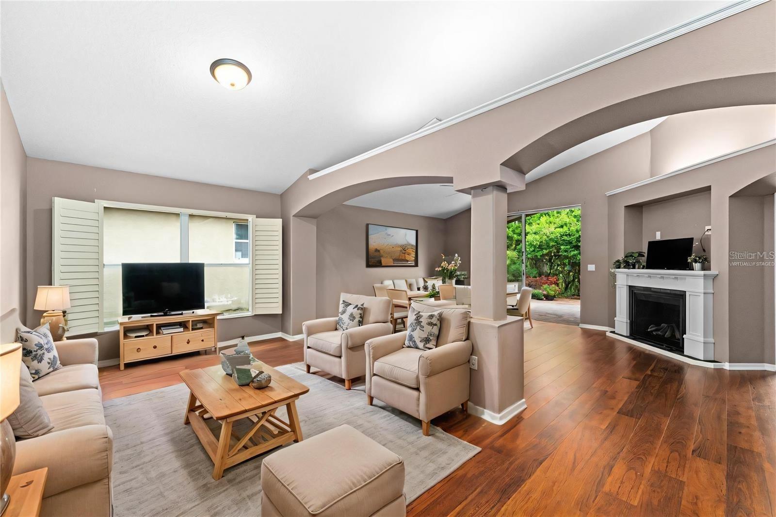 Image 2 of 14 For 2522 Clareside Drive