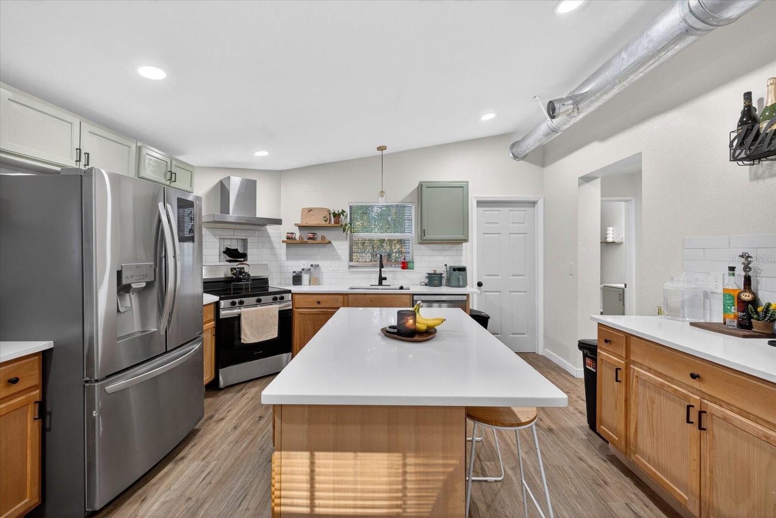 Image 10 of 38 For 4233 Vinson Road