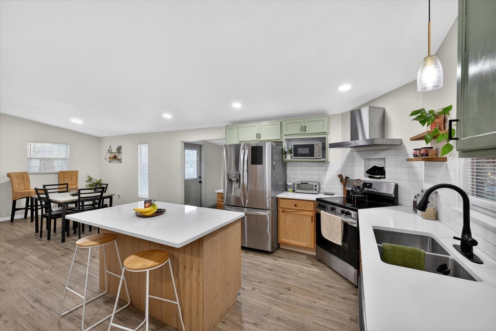 Image 11 of 38 For 4233 Vinson Road