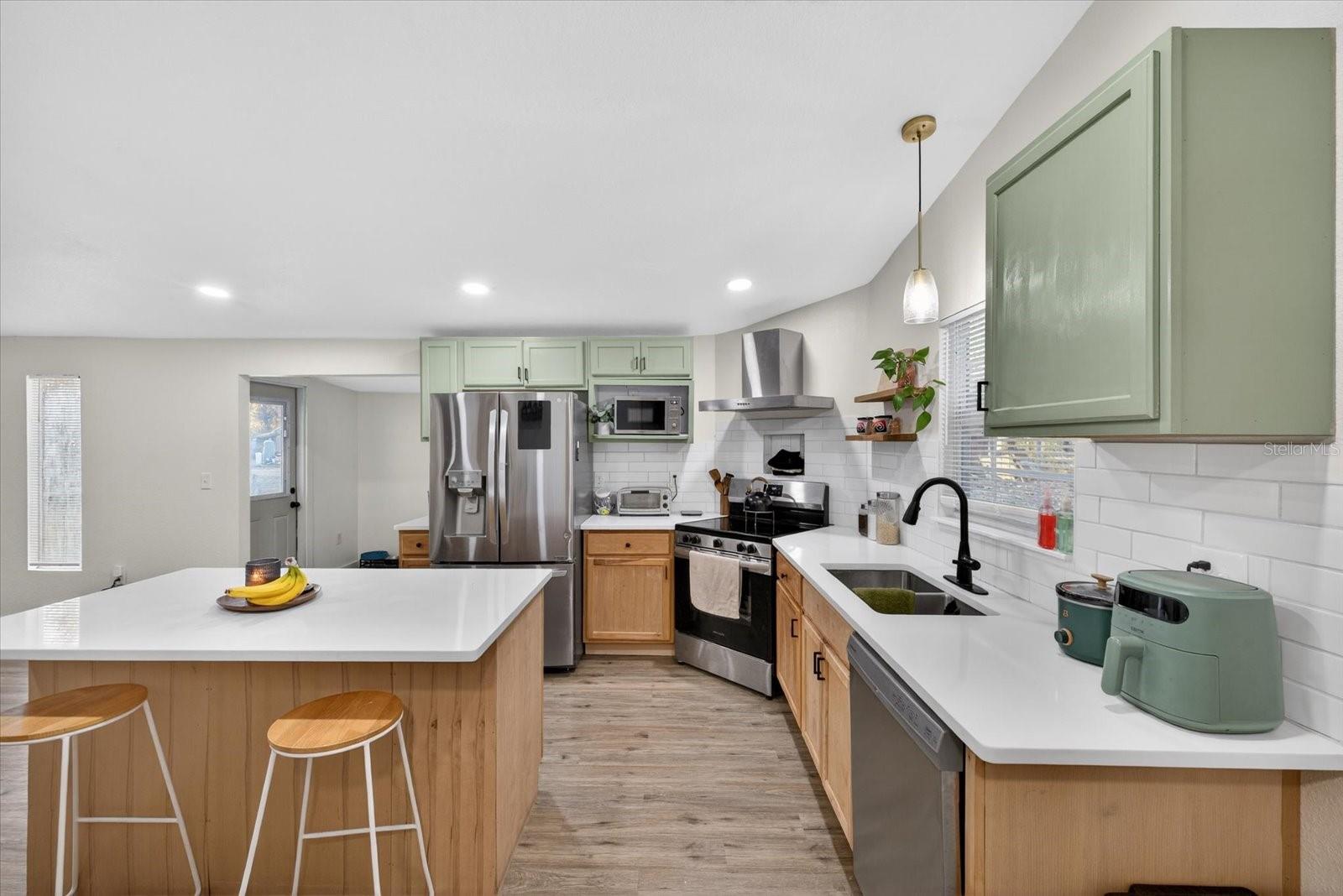 Image 12 of 38 For 4233 Vinson Road