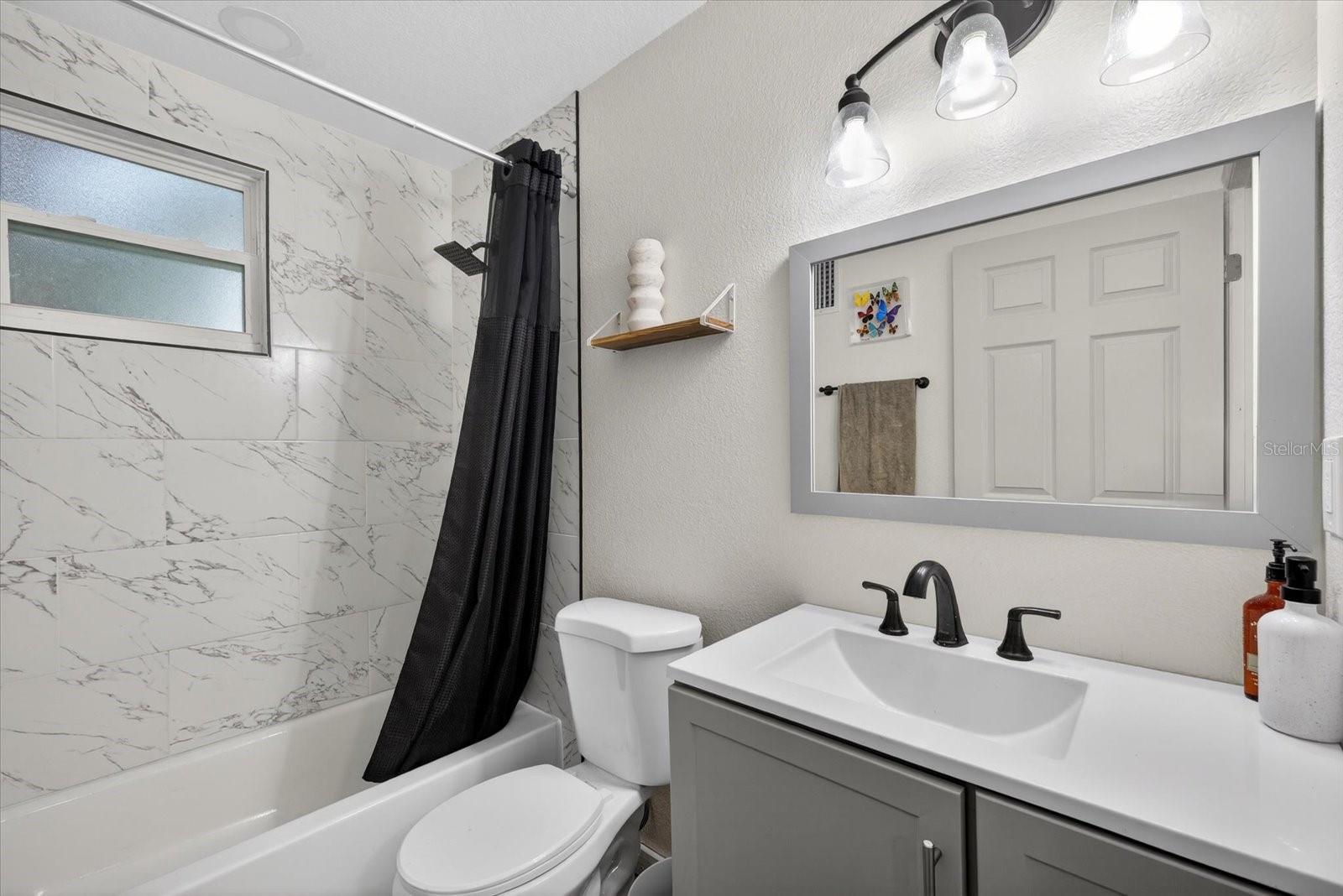 Image 16 of 38 For 4233 Vinson Road