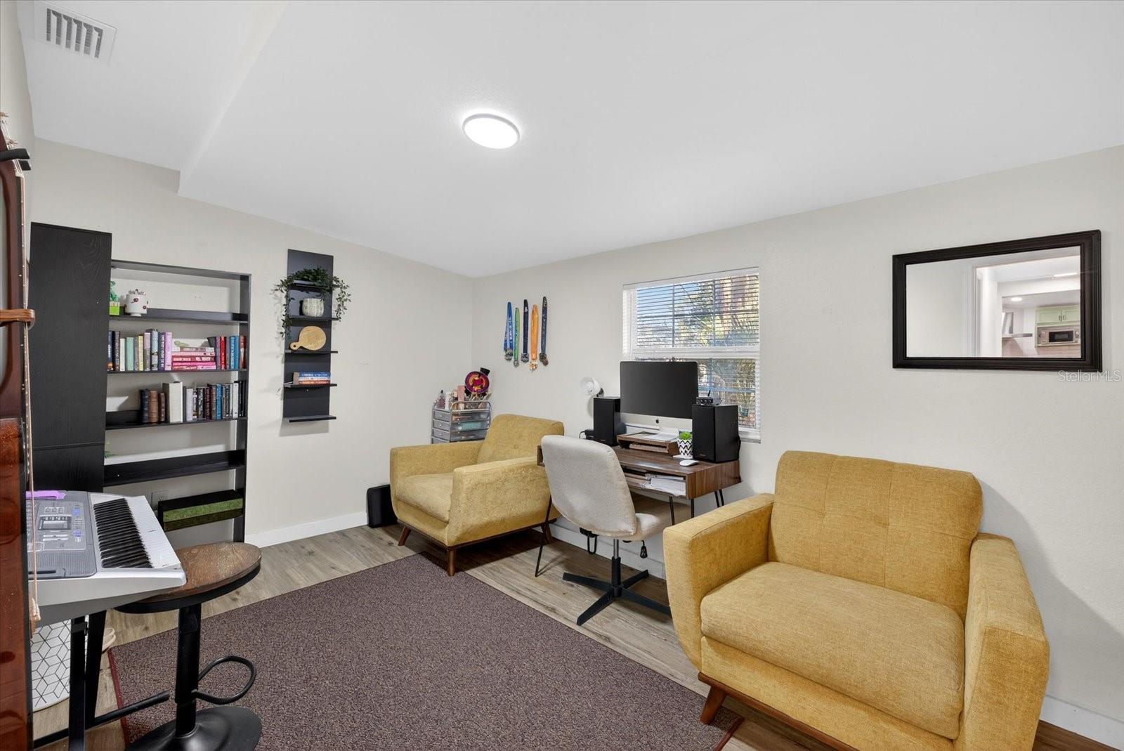 Image 19 of 38 For 4233 Vinson Road