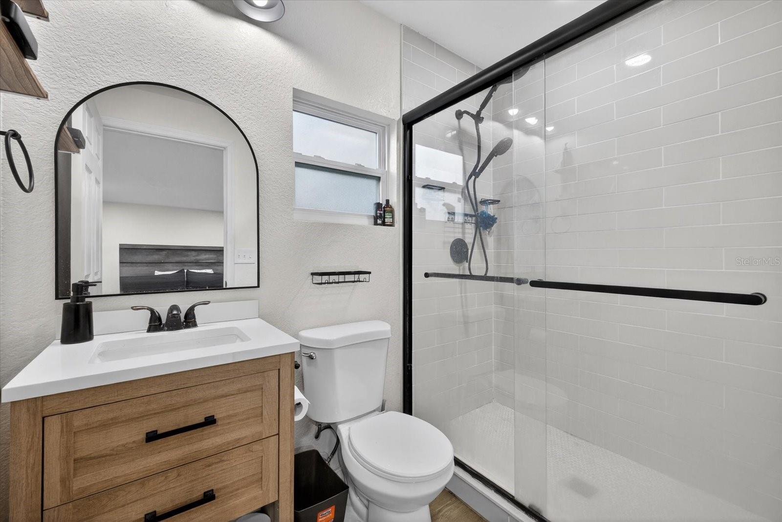 Image 27 of 38 For 4233 Vinson Road