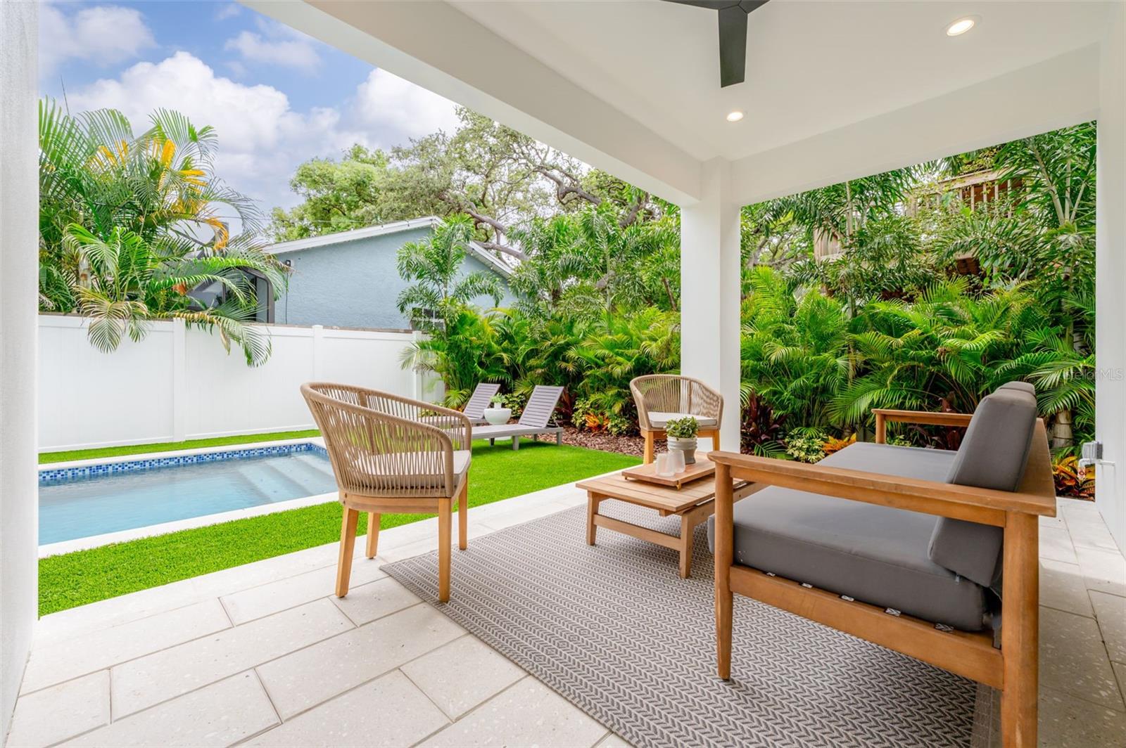 Image 56 of 70 For 3228 Oakellar Avenue