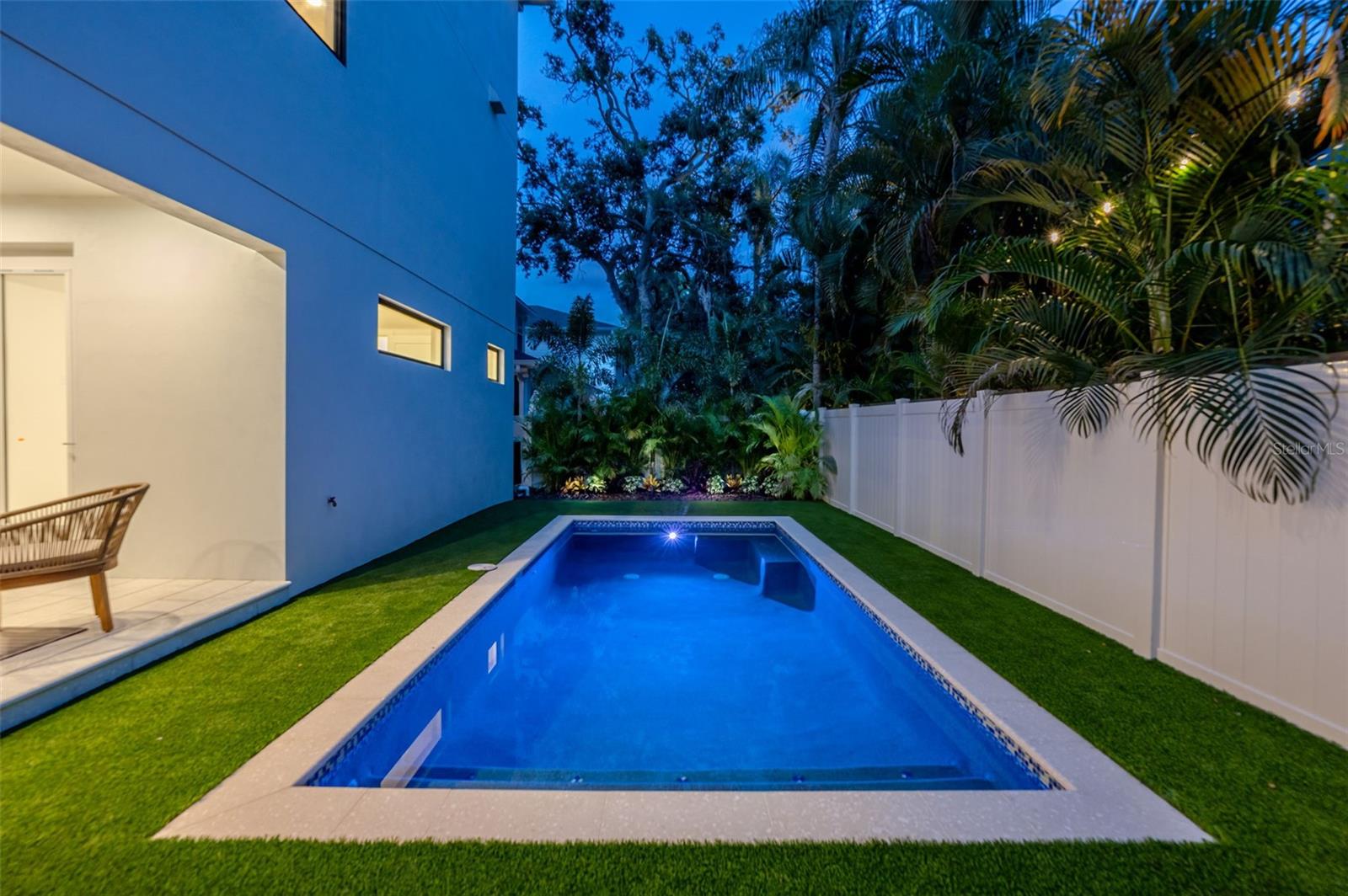 Image 63 of 70 For 3228 Oakellar Avenue