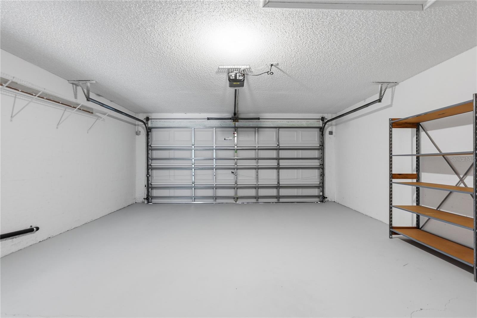 Listing photo id 31 for 4320 Bayridge Court