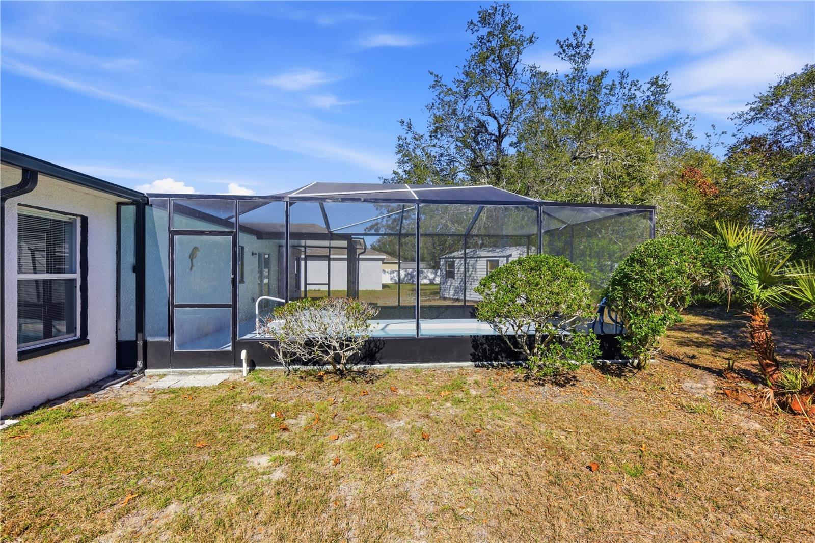 Listing photo id 46 for 4320 Bayridge Court