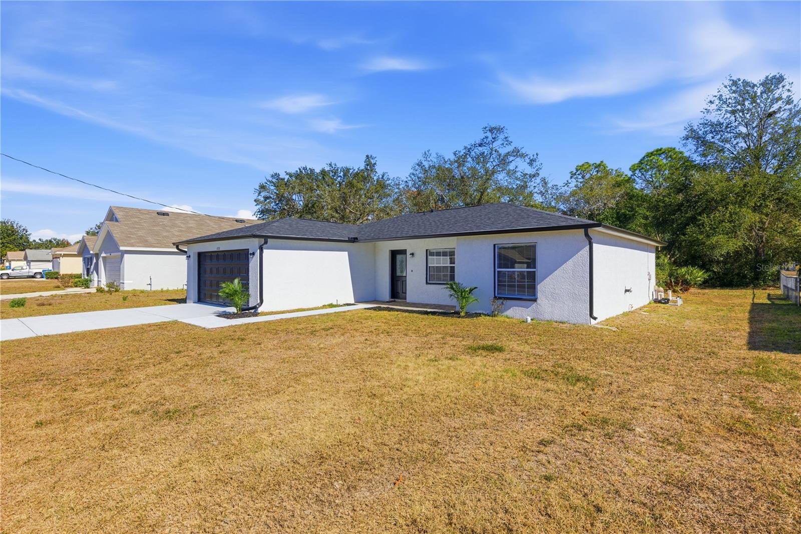 Listing photo id 50 for 4320 Bayridge Court