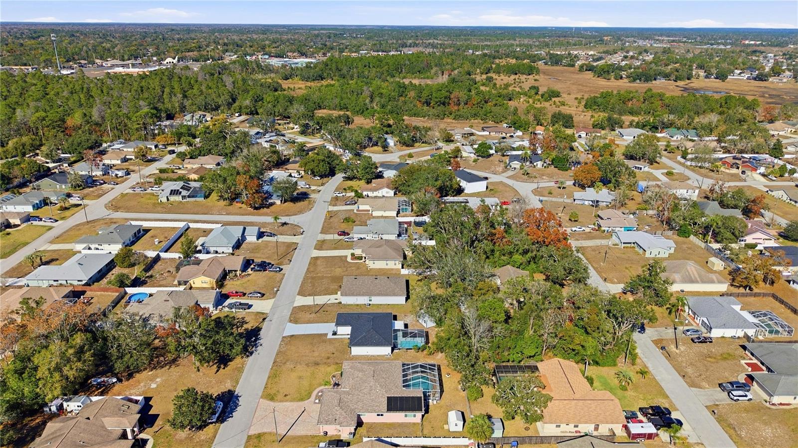 Listing photo id 57 for 4320 Bayridge Court