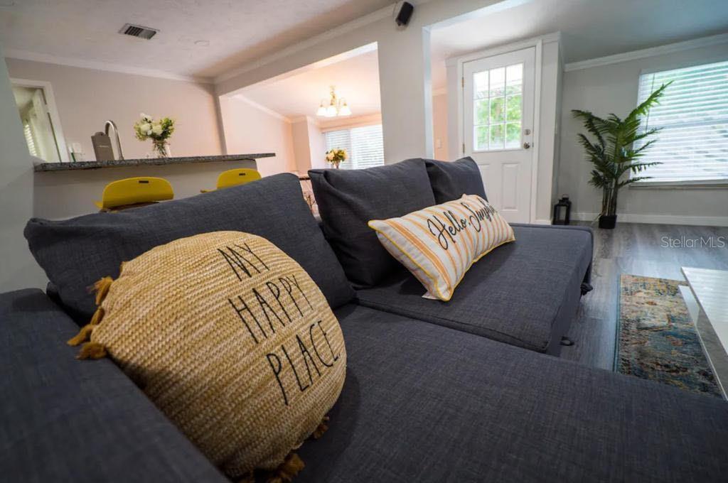 Image 12 of 30 For 12216 Noreast Lake Drive