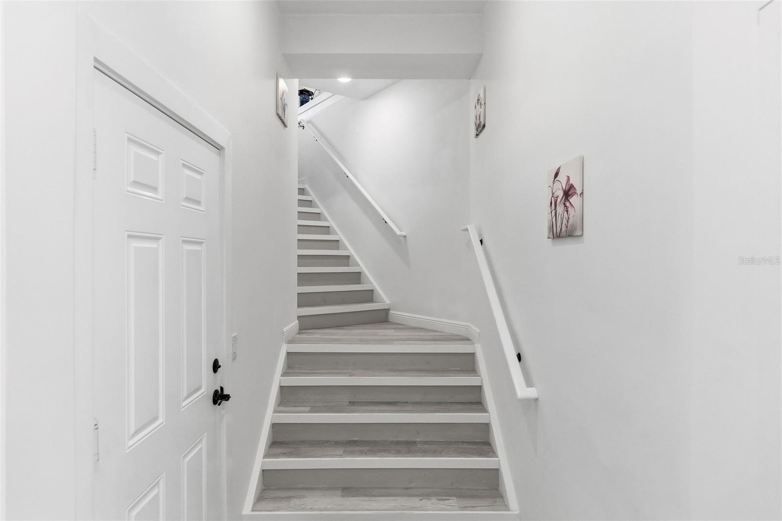 Image 18 of 52 For 1074 Point Seaside