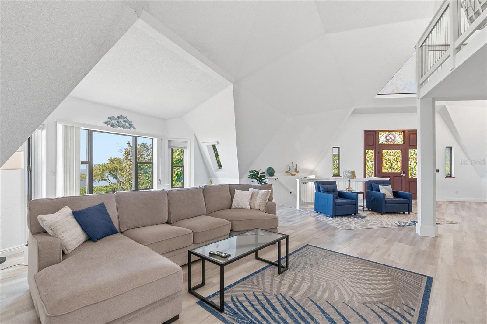 Image 25 of 52 For 1074 Point Seaside