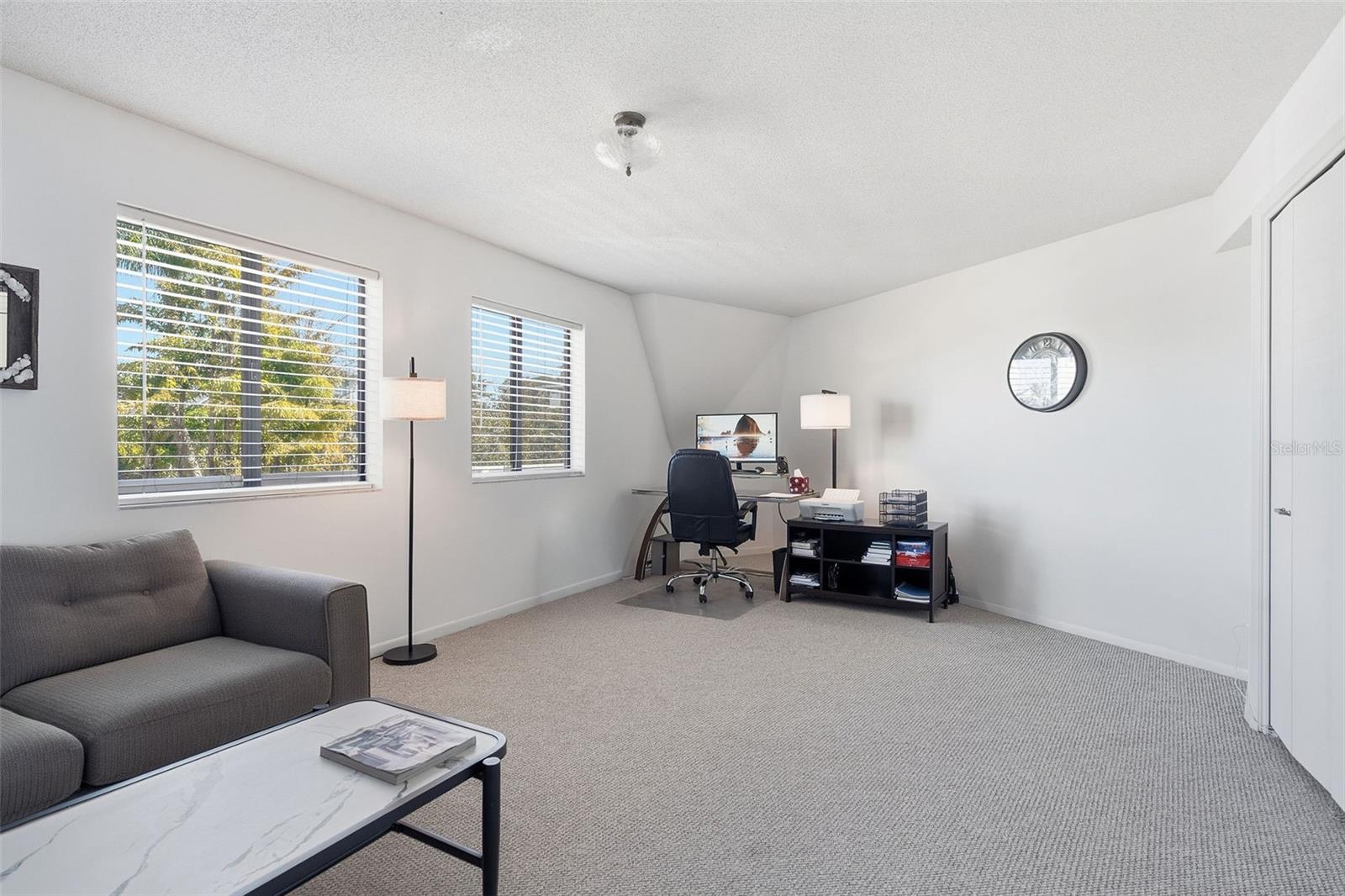 Image 29 of 52 For 1074 Point Seaside