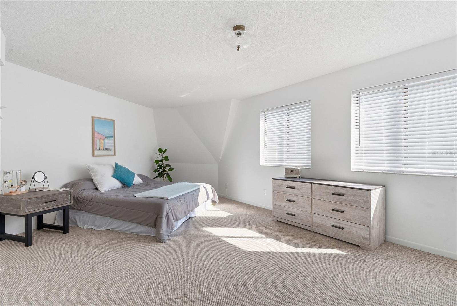 Image 30 of 52 For 1074 Point Seaside