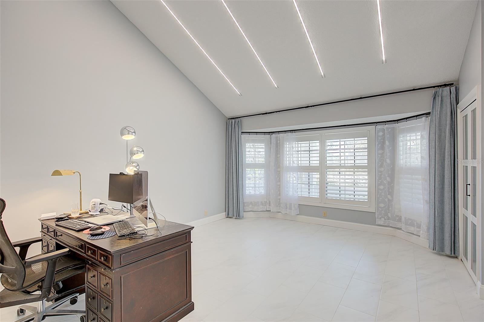 Image 46 of 80 For 4202 Deepwater Lane