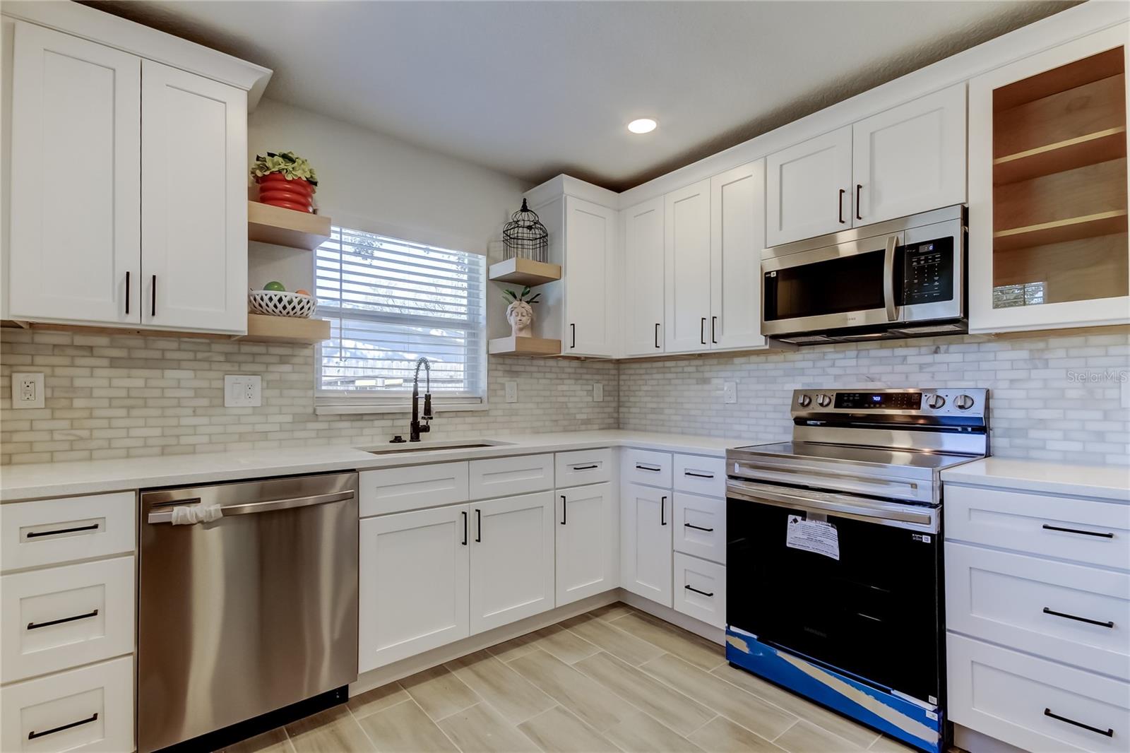 Image 13 of 36 For 509 11th Street Nw