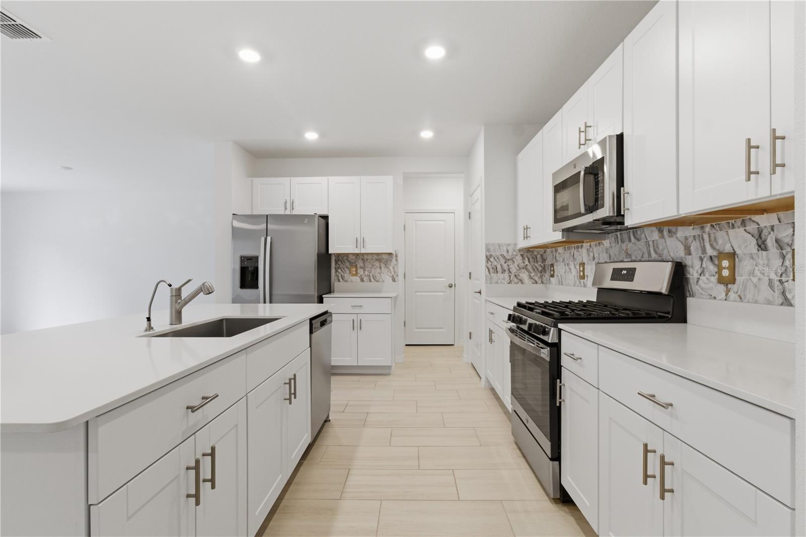 Image 12 of 39 For 2455 Lanier Road