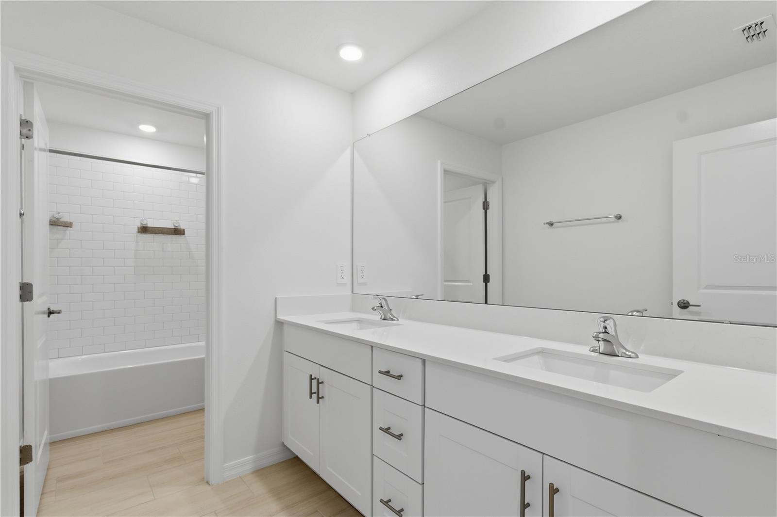 Image 28 of 39 For 2455 Lanier Road