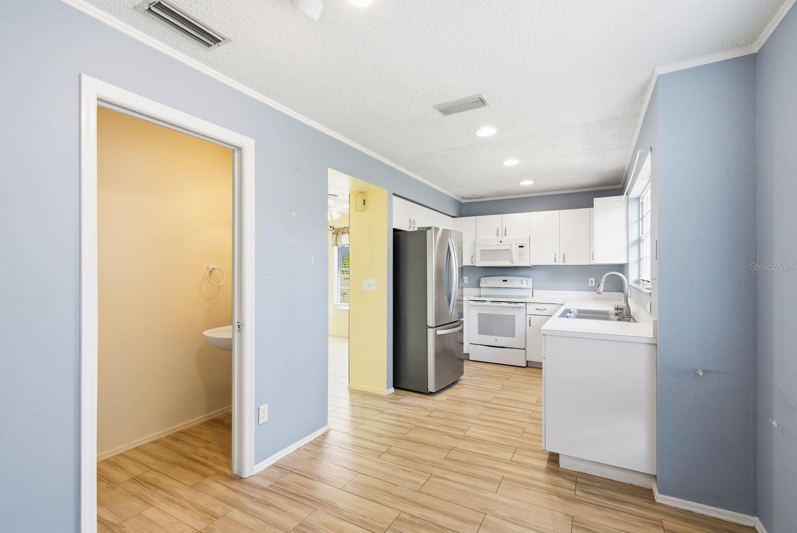 Image 15 of 38 For 2128 Clover Hill Road