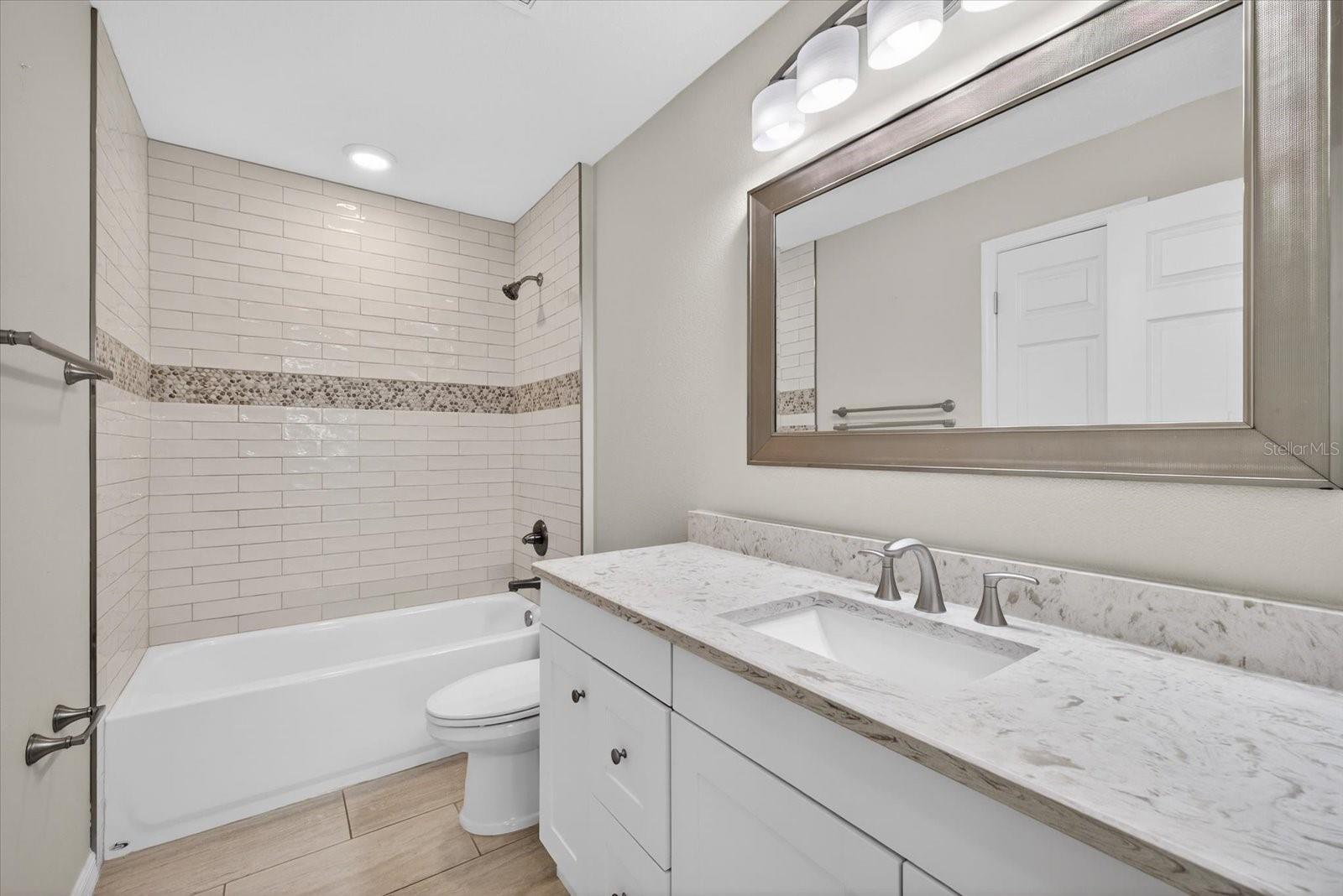 Listing photo id 8 for 3507 Gloria Avenue