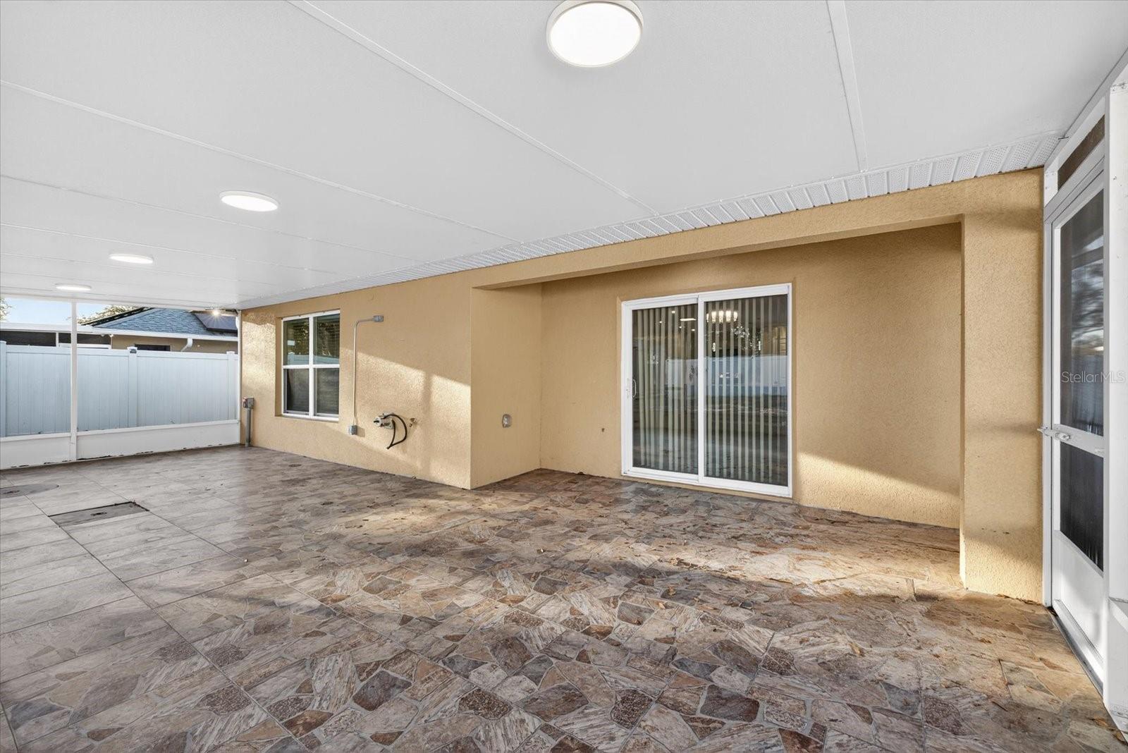 Listing photo id 26 for 3507 Gloria Avenue