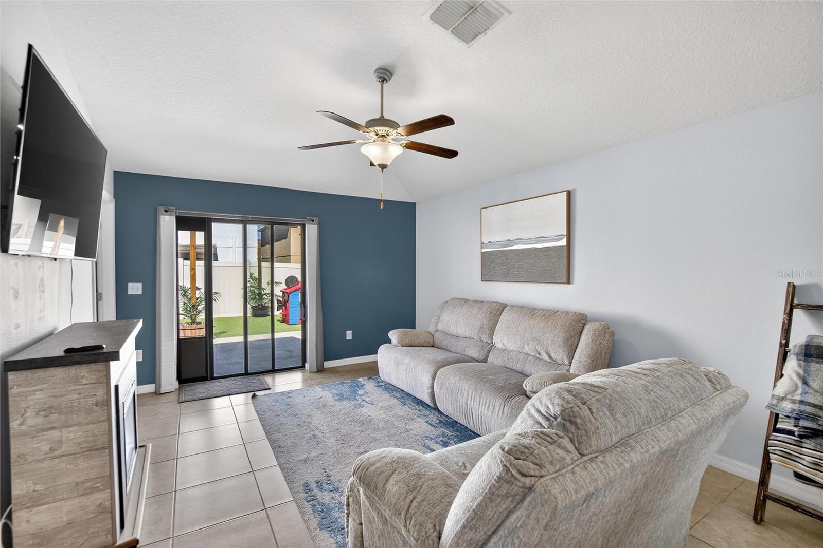 Image 12 of 35 For 12720 Hampton Hill Drive