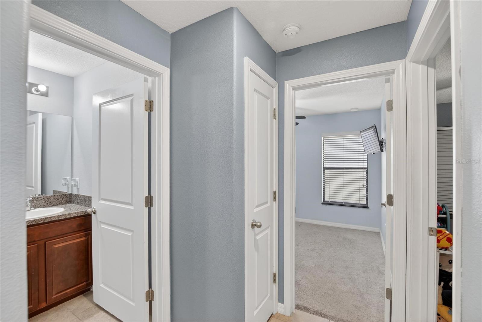 Image 25 of 35 For 12720 Hampton Hill Drive