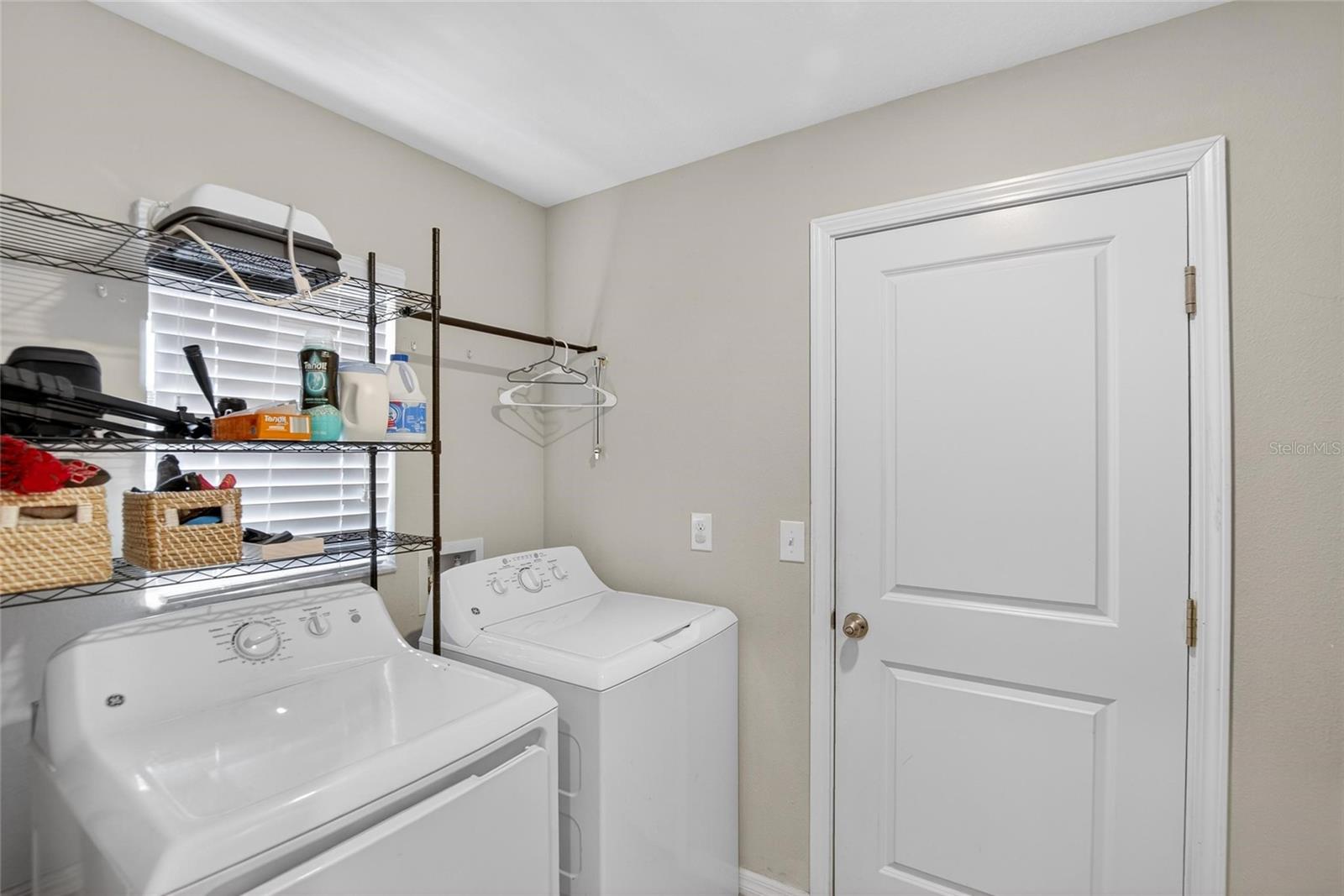 Image 28 of 35 For 12720 Hampton Hill Drive