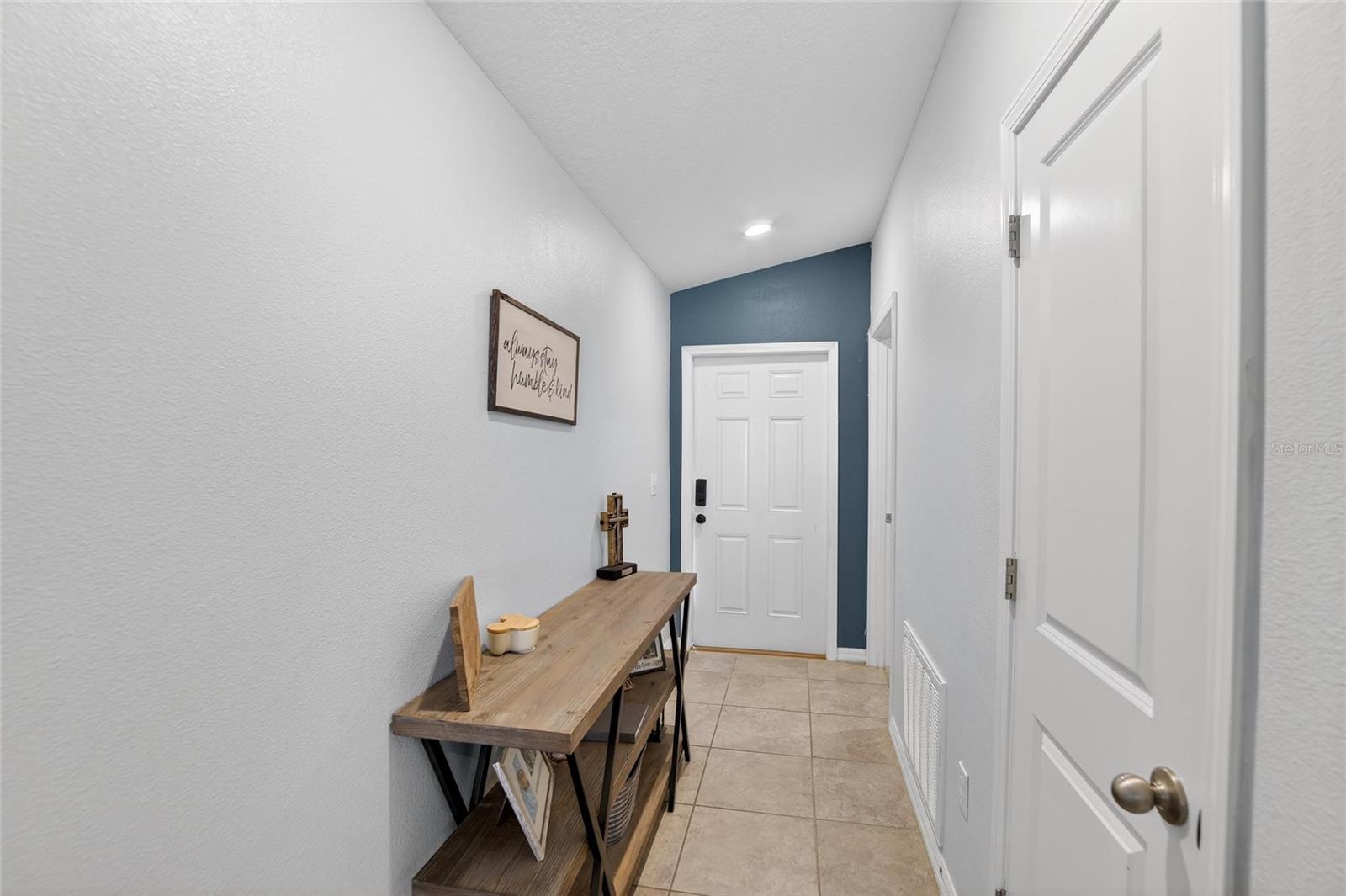 Image 5 of 35 For 12720 Hampton Hill Drive