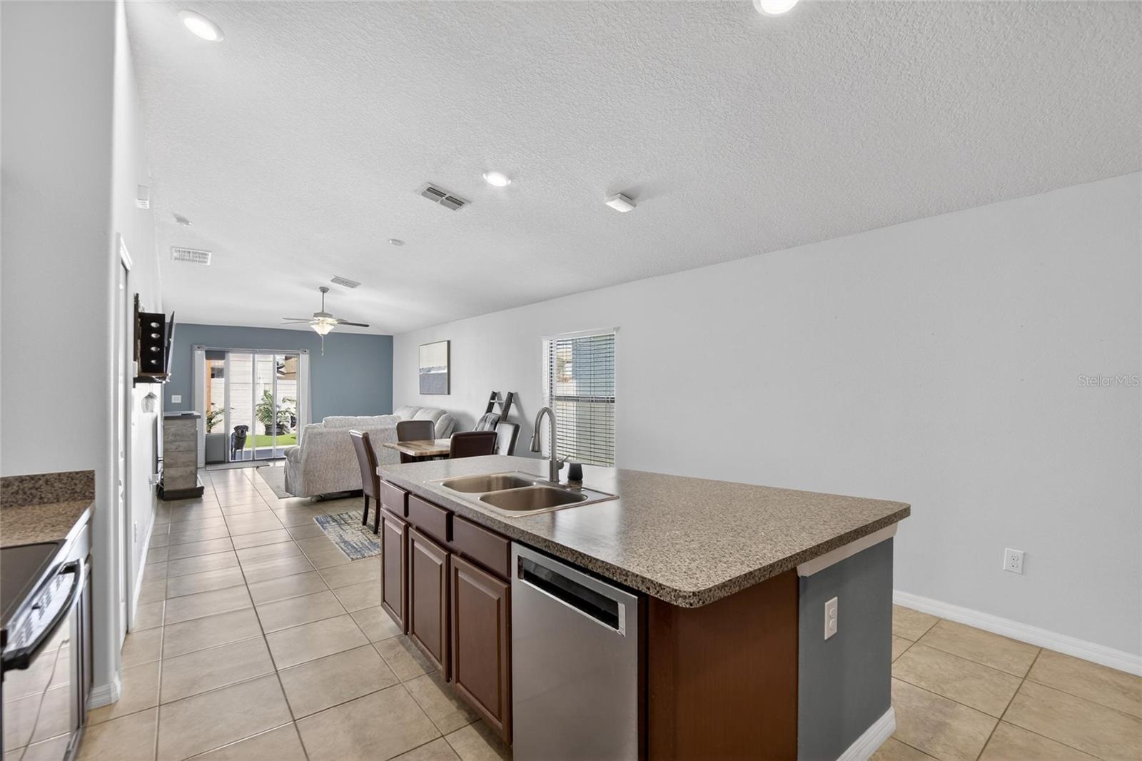 Image 6 of 35 For 12720 Hampton Hill Drive