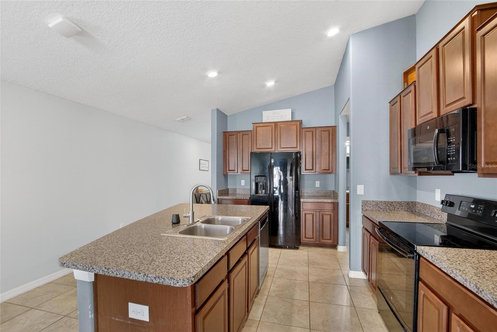 Image 8 of 35 For 12720 Hampton Hill Drive