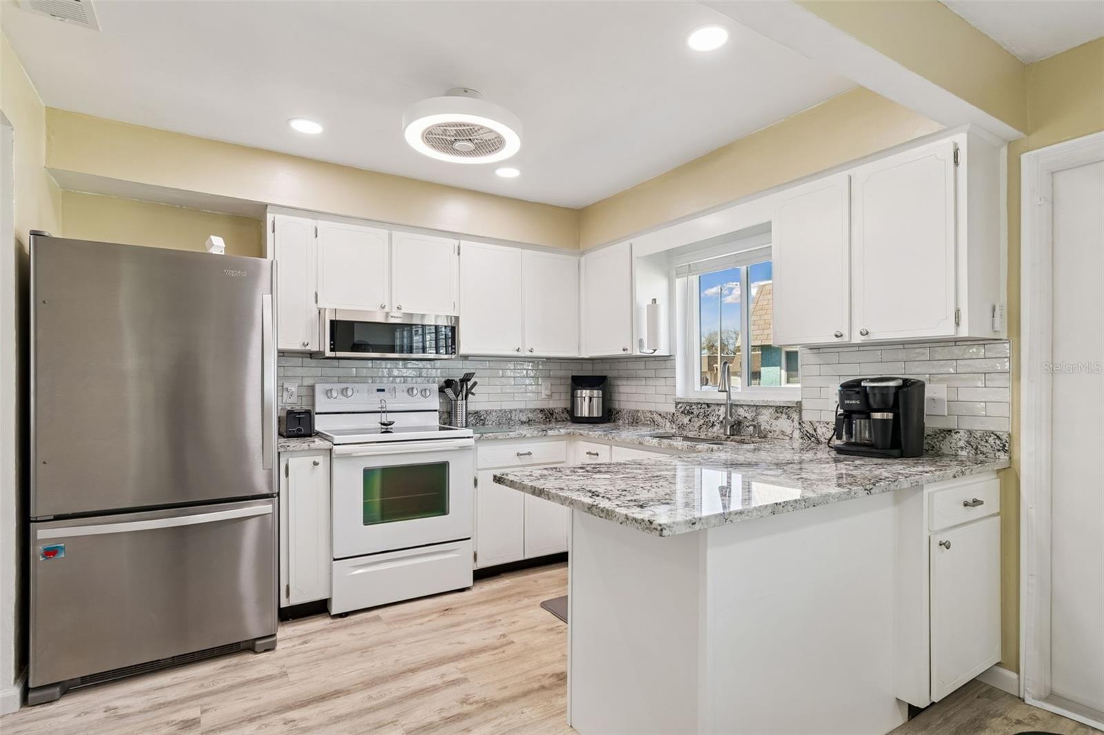 Image 16 of 72 For 6875 Monte Carlo N 6875