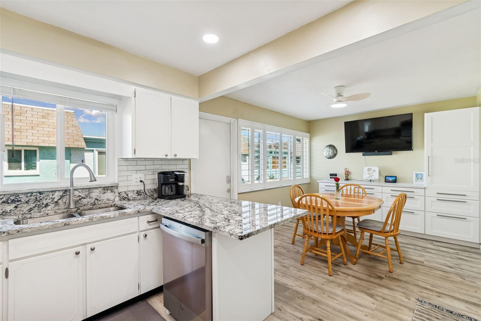 Image 21 of 72 For 6875 Monte Carlo N 6875