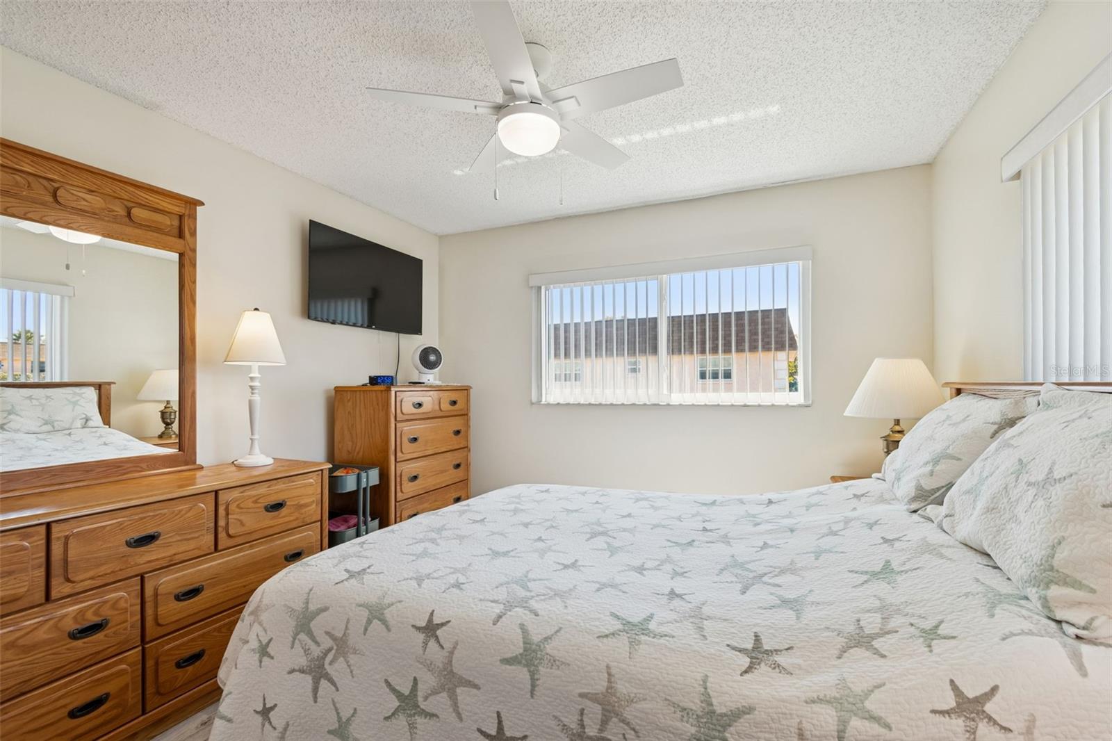 Image 28 of 72 For 6875 Monte Carlo N 6875