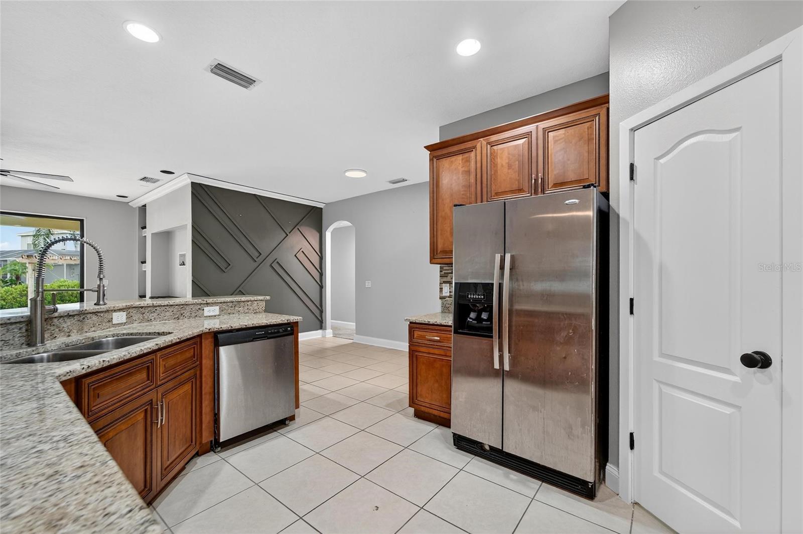 Image 25 of 74 For 2502 Bonterra Boulevard