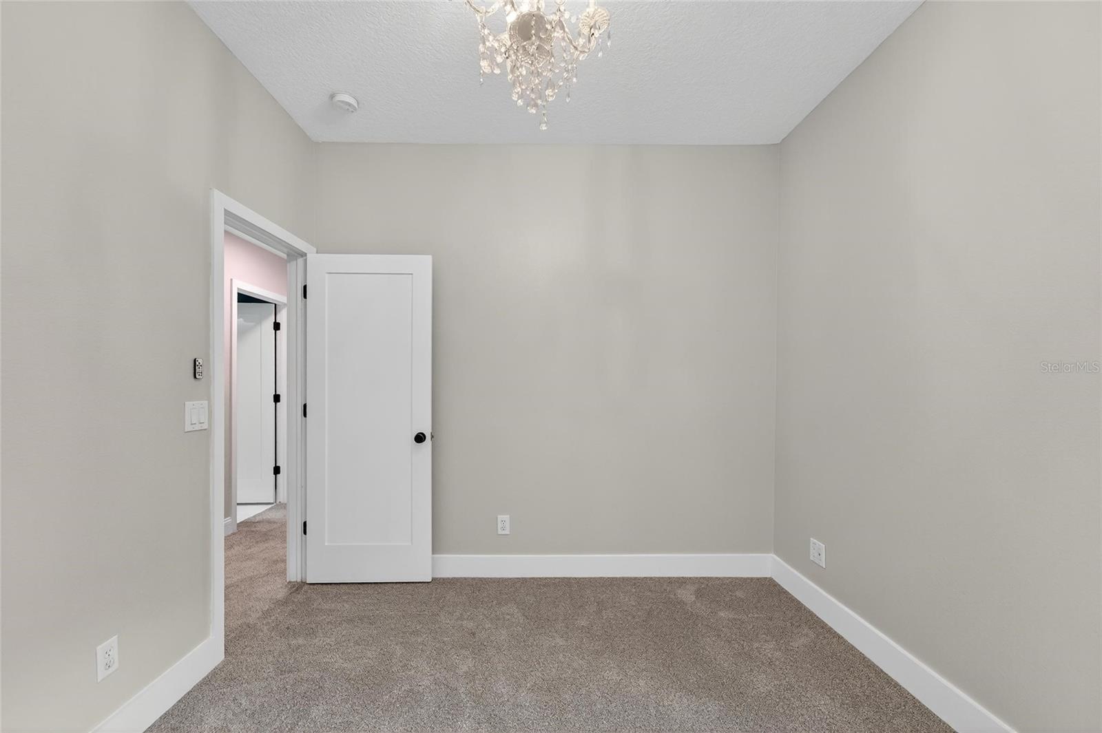 Image 37 of 74 For 2502 Bonterra Boulevard