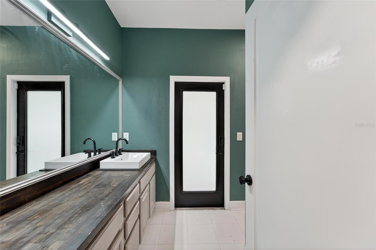 Image 40 of 74 For 2502 Bonterra Boulevard