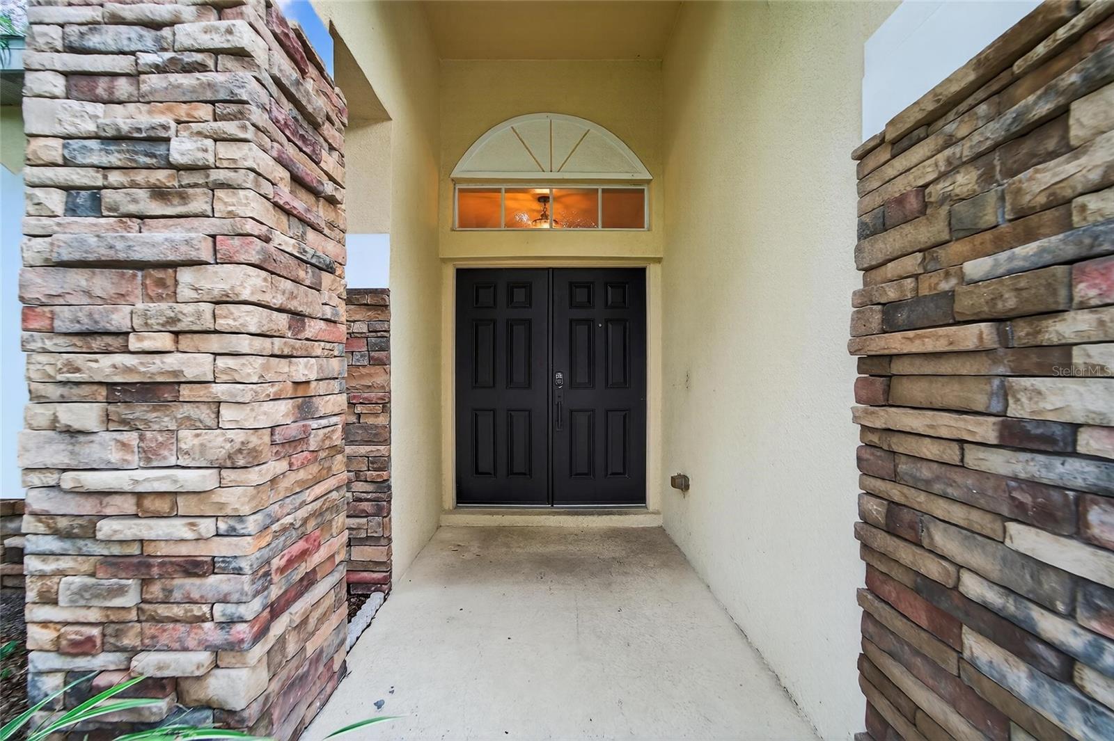 Image 6 of 74 For 2502 Bonterra Boulevard