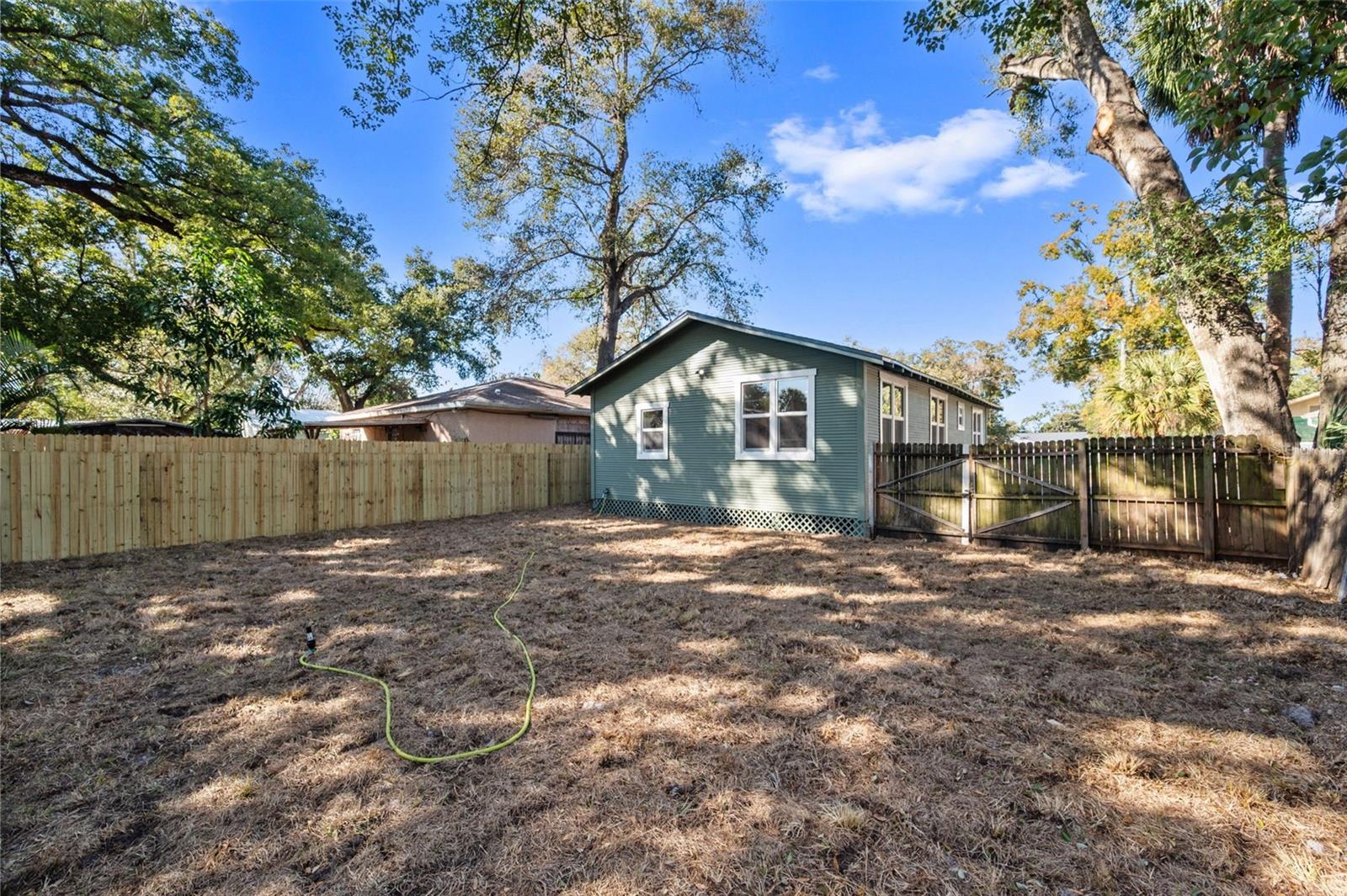 Image 28 of 30 For 309 Selma Avenue