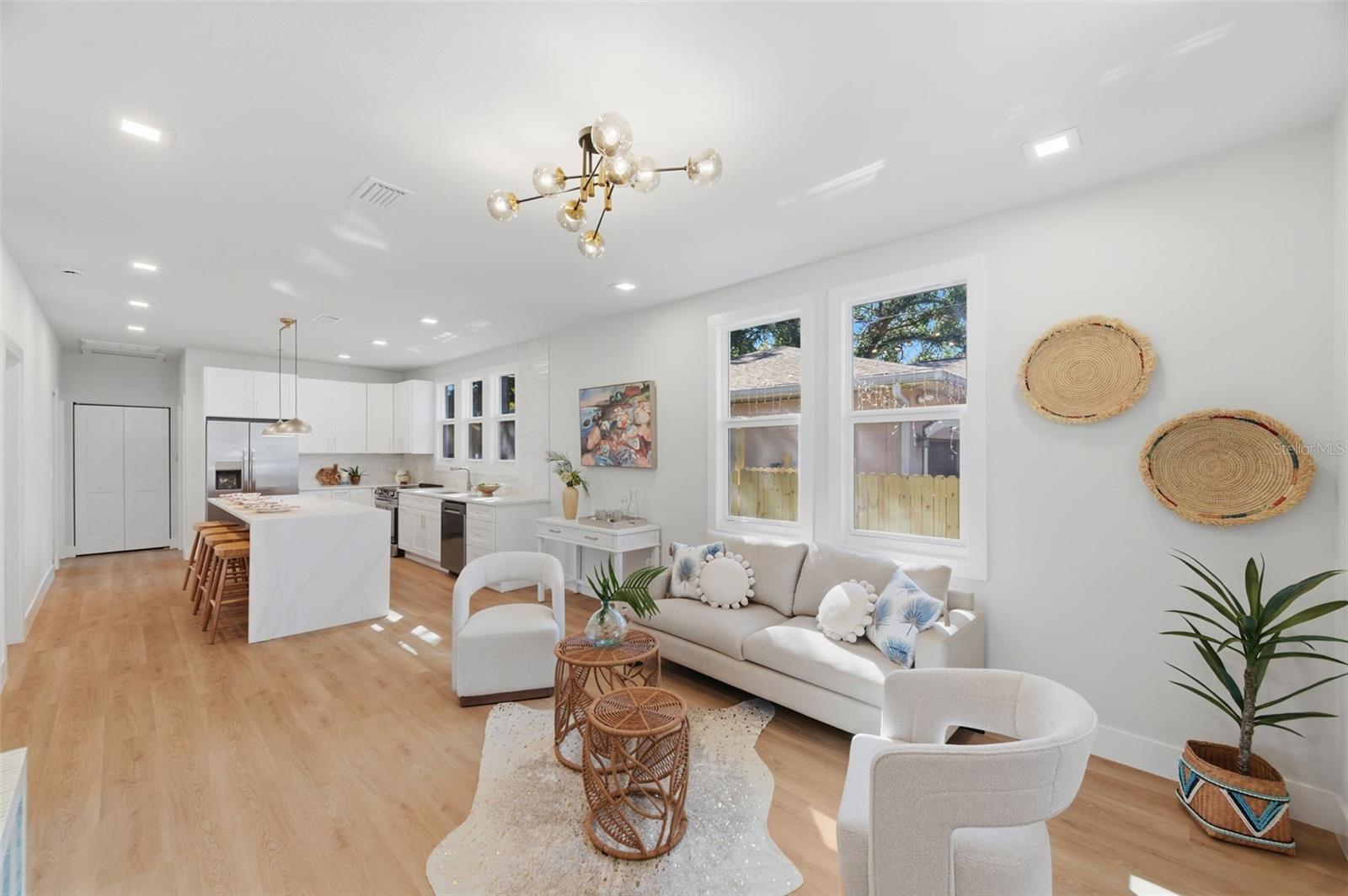 Image 4 of 30 For 309 Selma Avenue