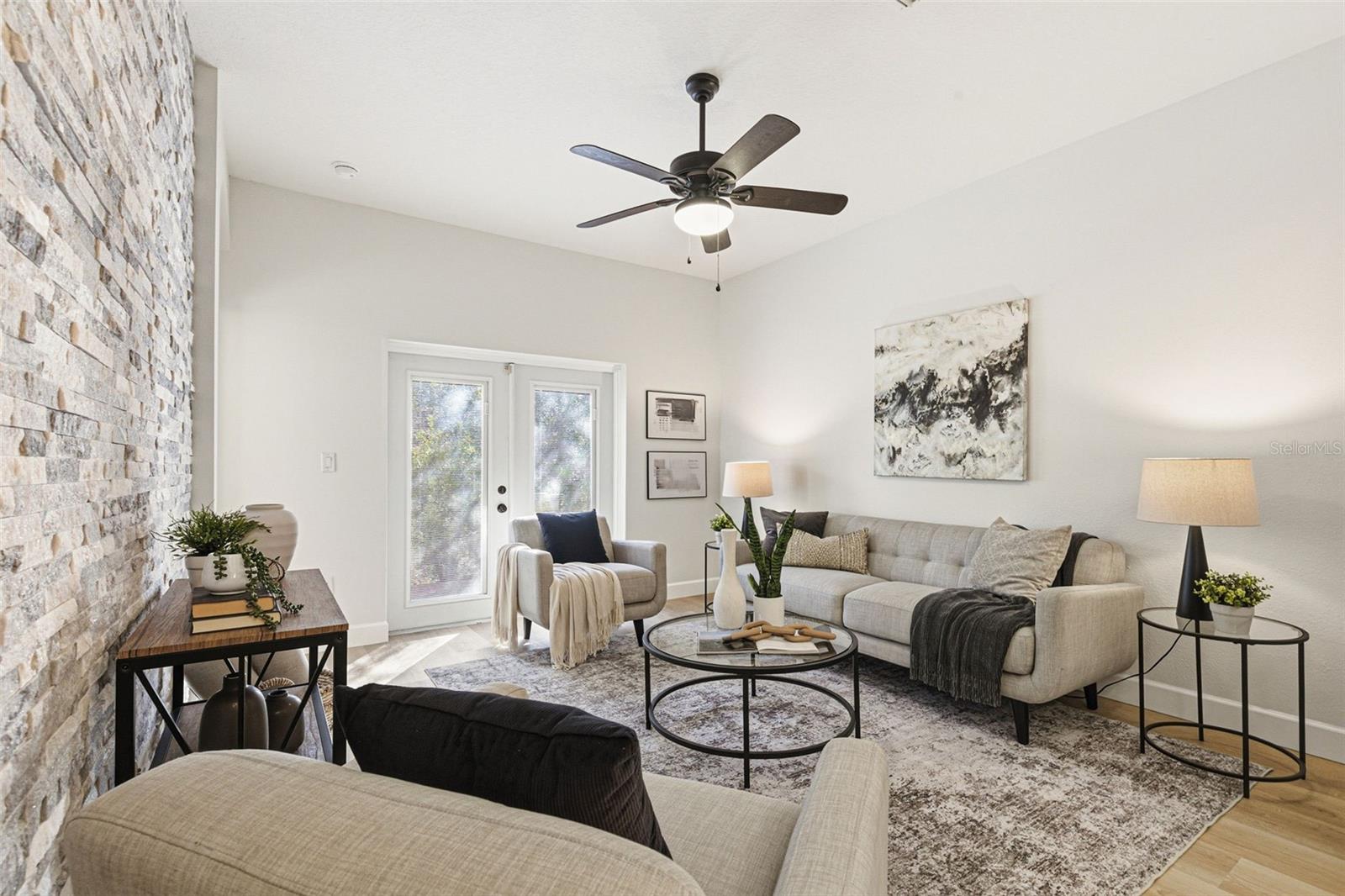 Image 19 of 59 For 11005 Blaine Top Place