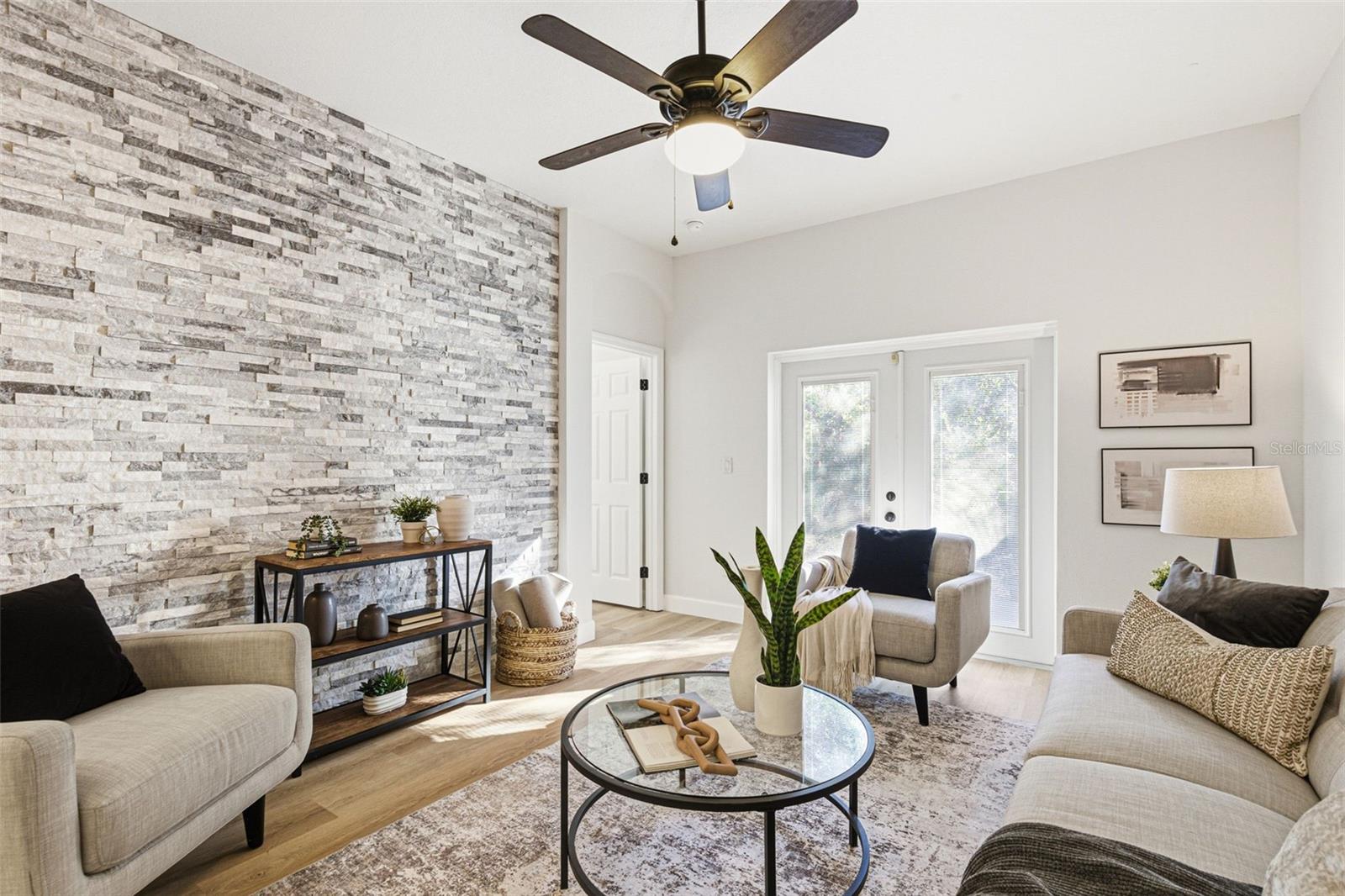 Image 23 of 59 For 11005 Blaine Top Place