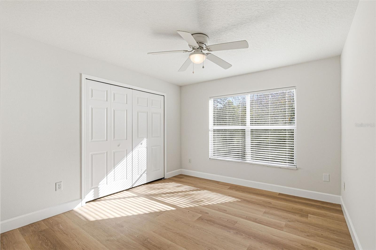 Image 38 of 59 For 11005 Blaine Top Place