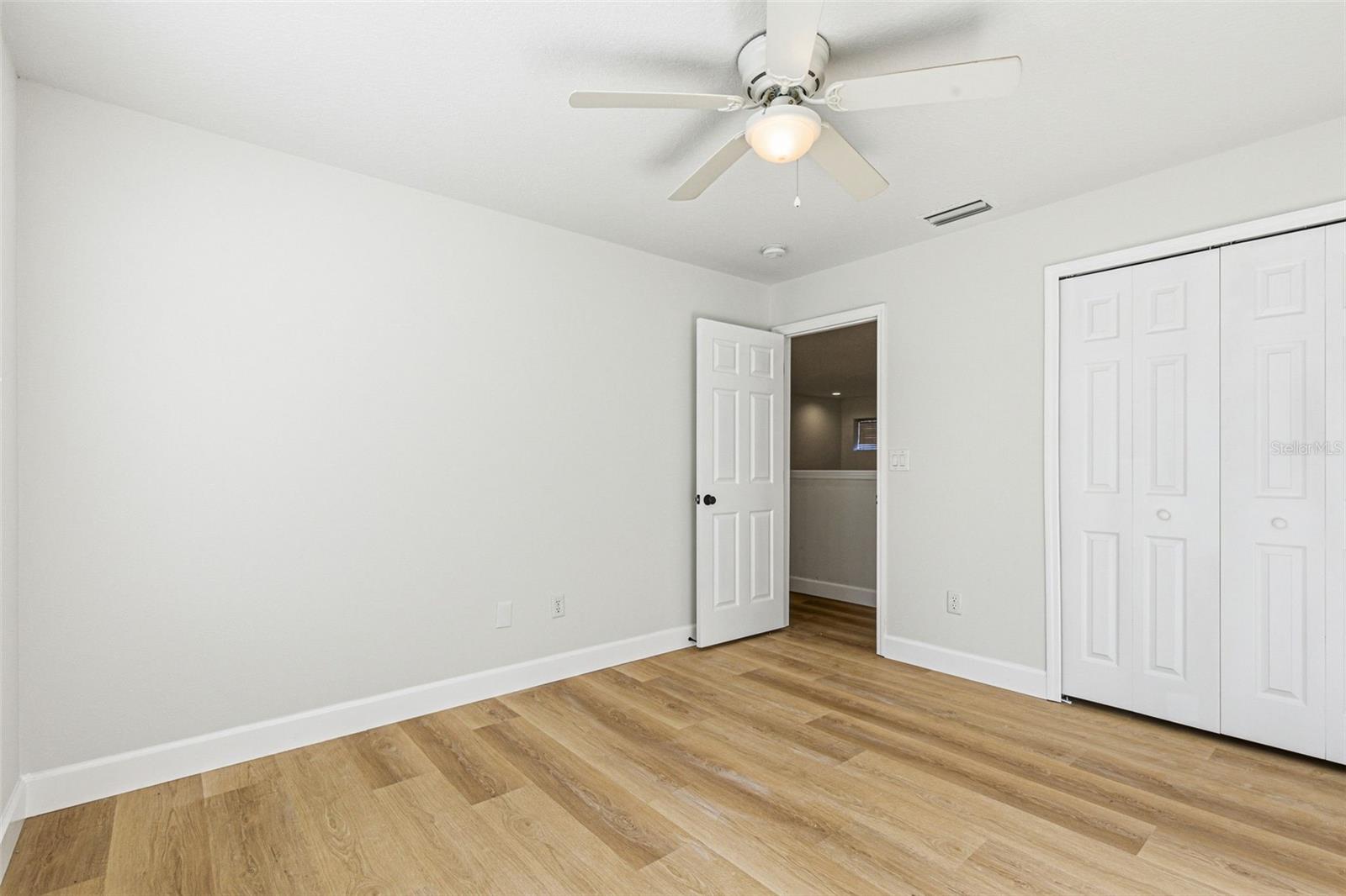 Image 42 of 59 For 11005 Blaine Top Place