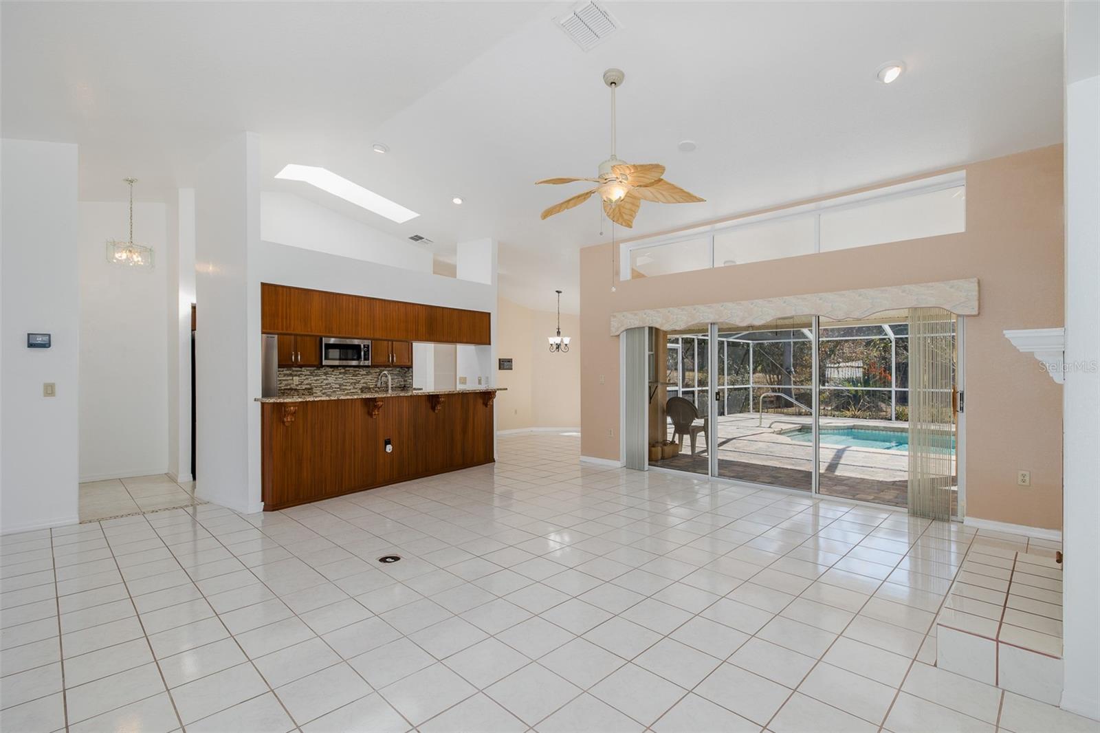 Image 10 of 62 For 9462 Dunkirk Road