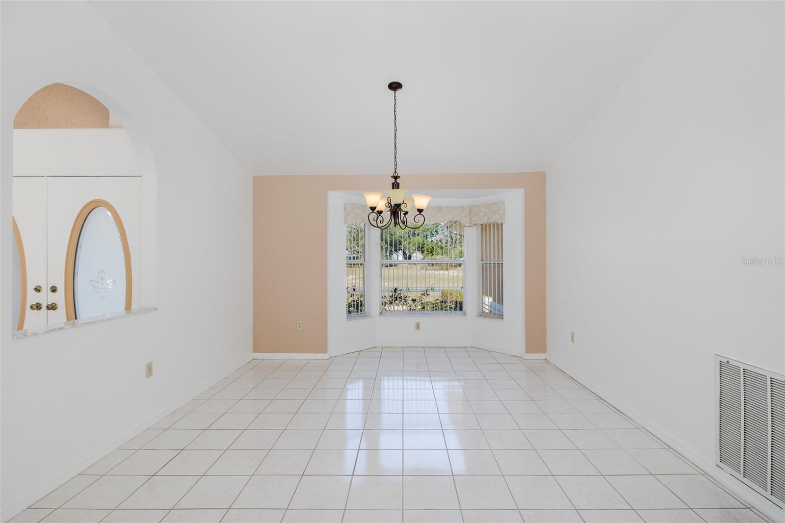 Image 13 of 62 For 9462 Dunkirk Road