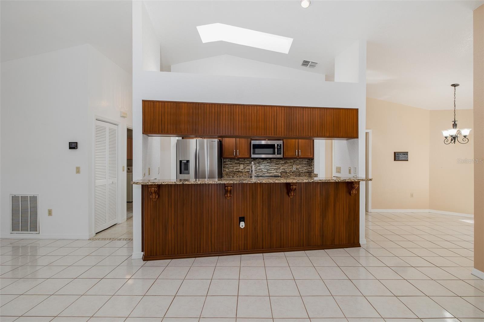 Image 16 of 62 For 9462 Dunkirk Road